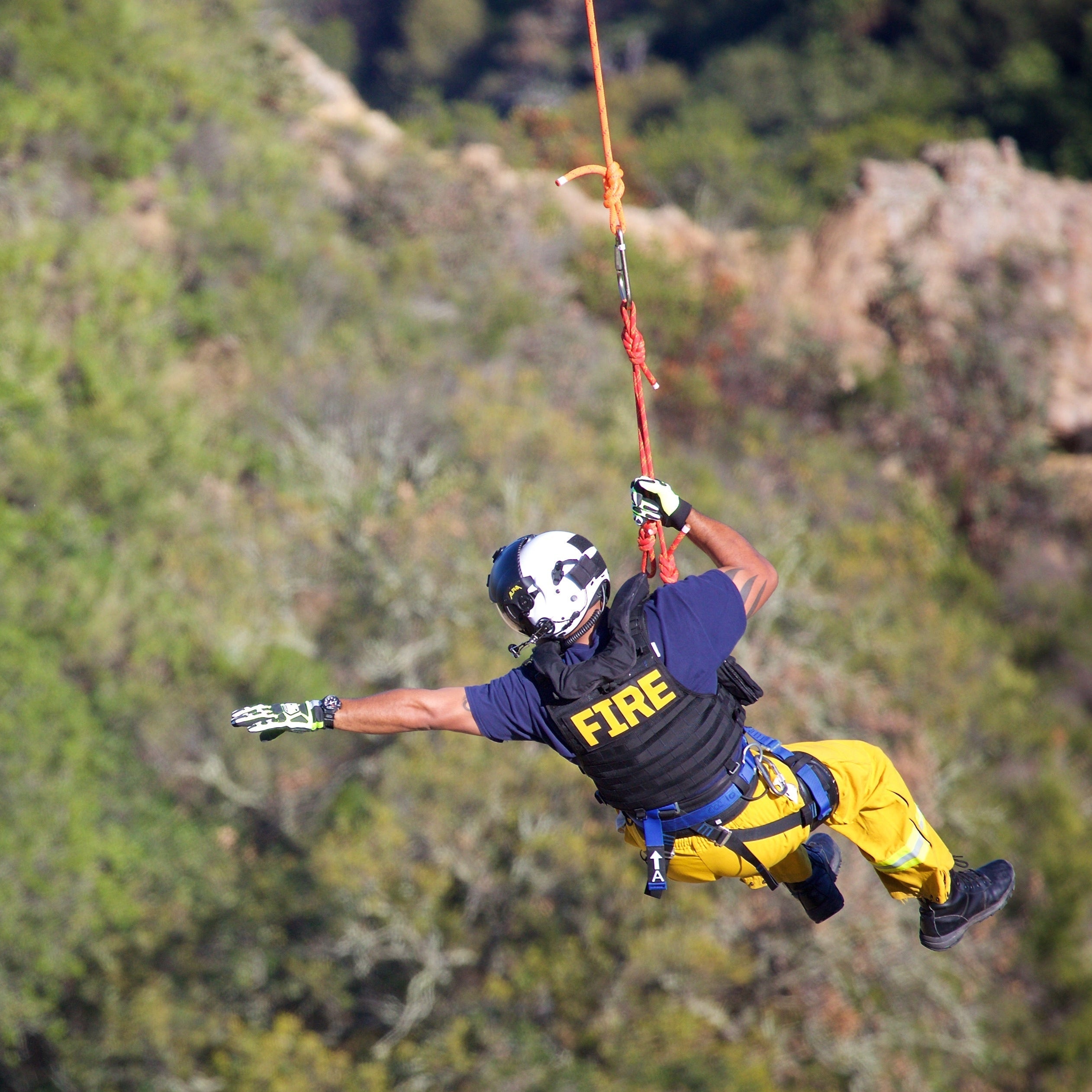 Static Master Pro 7/16" Kernmantle Rappelling Rope - NFPA 1983 & ANSI Certified - 6,300 lbs MBS